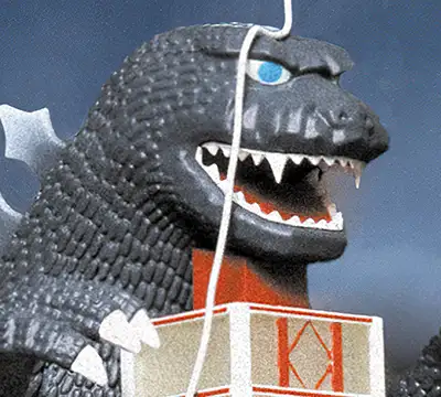 X-Plus Toho Maniacs Godzilla Tower